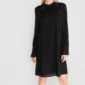 NWT Silvian Heach Dress (Jalance) slight defect